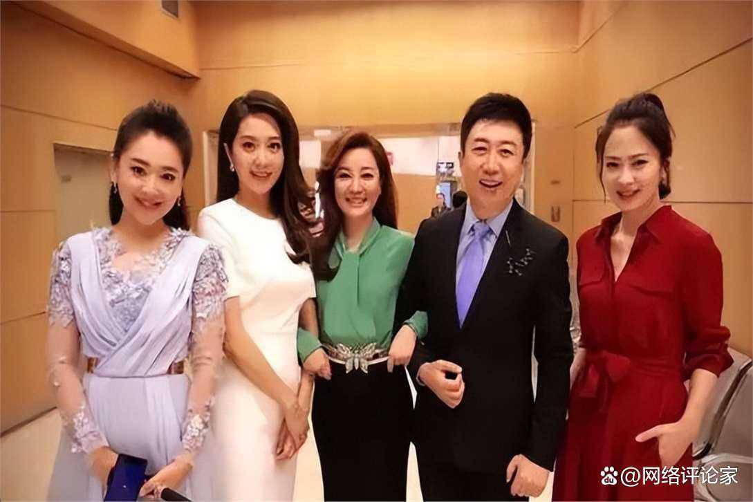 央视主持人的自我修养：7位名嘴陨落，公众人物的责任与担当